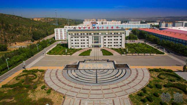 神東礦區(qū)‘三期三圈’模式 實(shí)現(xiàn)了“采煤不見煤”