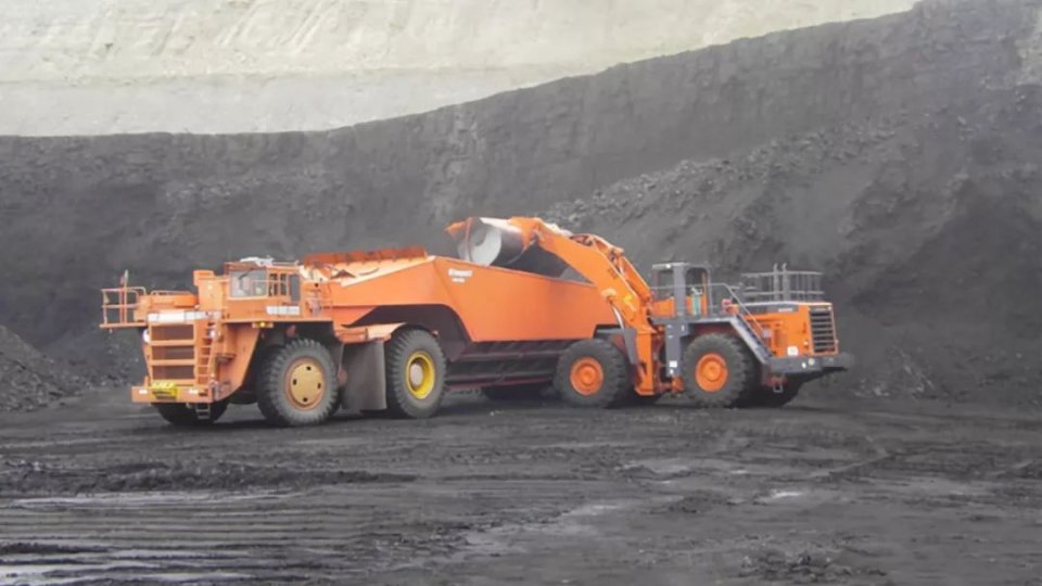 世界上最大的煤礦，含煤面積18萬平方千米，年產(chǎn)量4億噸