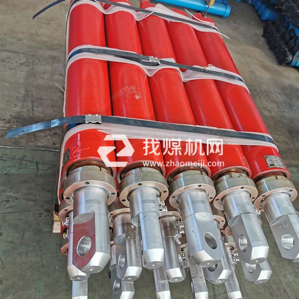 煤礦工作面拉后溜千斤頂全自動焊機(jī)擺絲焊接