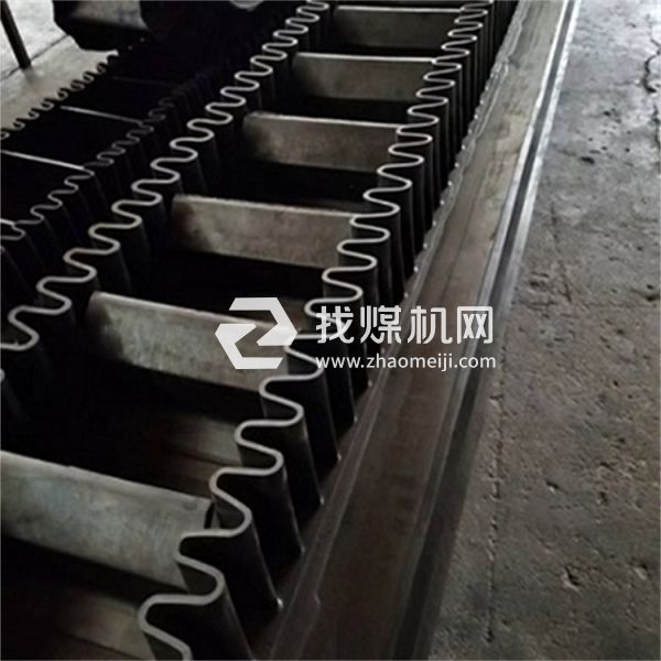 大傾角裙邊輸送帶 波形擋邊帶 煒泰橡膠